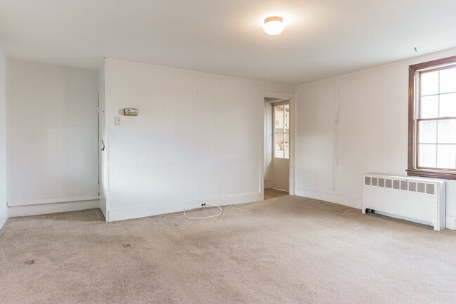 Building Photo - 51 Albemarle Rd