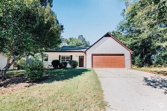 Building Photo - 510 Mountainview Dr