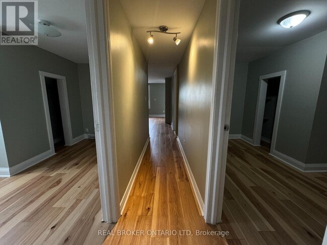 Building Photo - 2 Norfolk County Rd