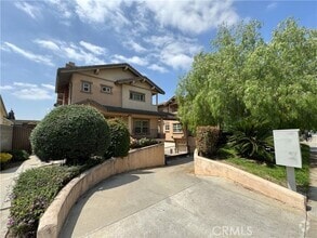 Building Photo - 208 Palmetto Dr