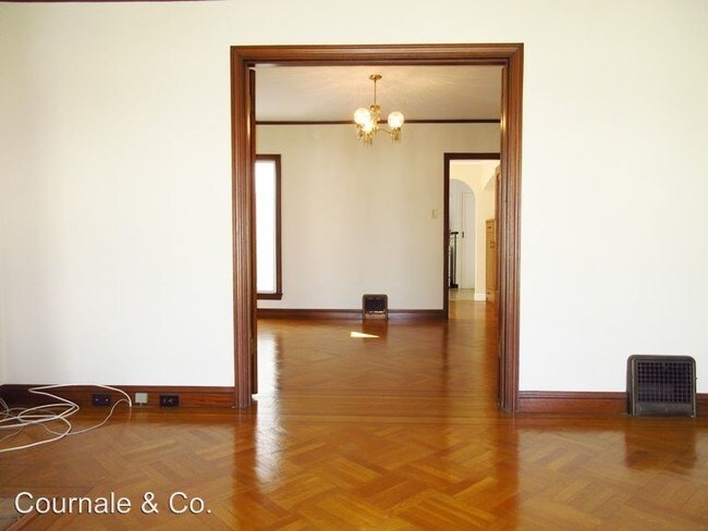 Building Photo - 1519 31st Ave