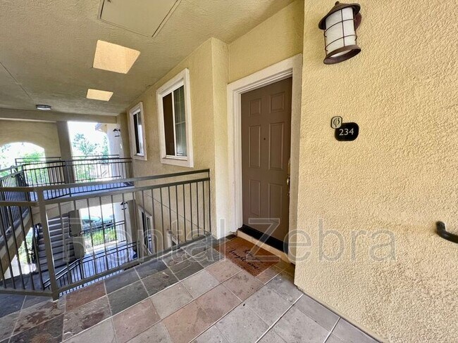 Building Photo - 1360 Shady Ln