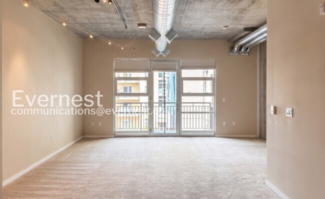 Foto del edificio - 3601 Arapahoe Ave