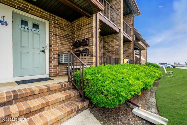 Building Photo - 1501 Ocean Ave N