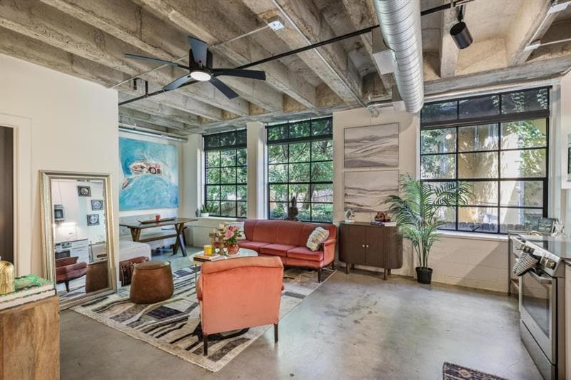 Primary Photo - 1065 United Ave SE