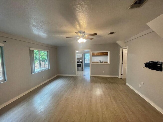 Foto del edificio - 1734 44th St S