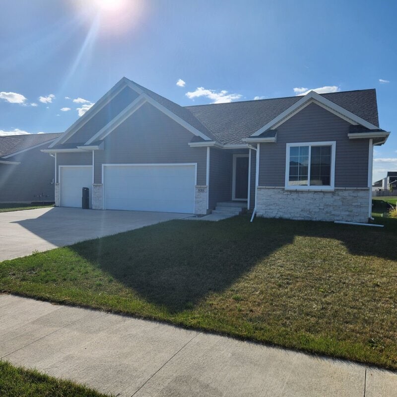 930 8th St, Waukee, IA 50263 House Rental in Waukee, IA