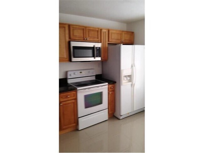 Building Photo - 8059 SW 21st Ct