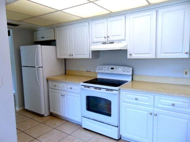 Building Photo - 217 Debby Ct