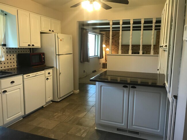 Foto del edificio - 7311 Quail St