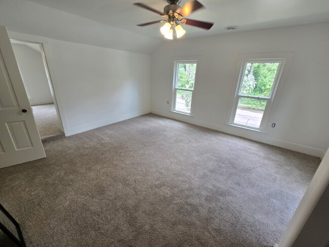 Building Photo - 540 Dunkirk Ave