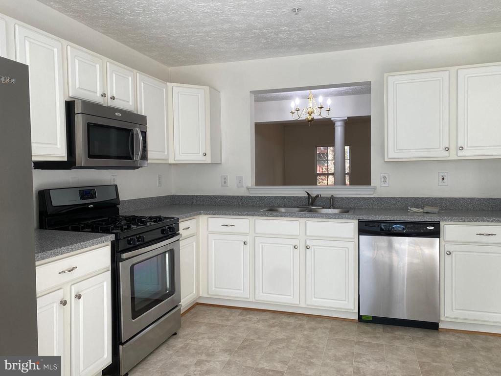 Foto principal - 9906 Doubletree Ln