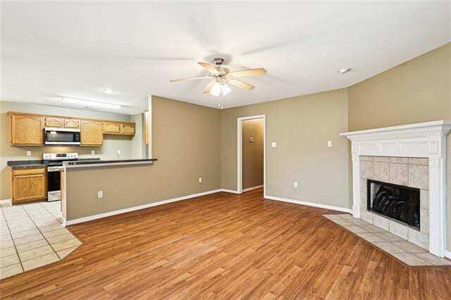 Building Photo - 104 Poe St