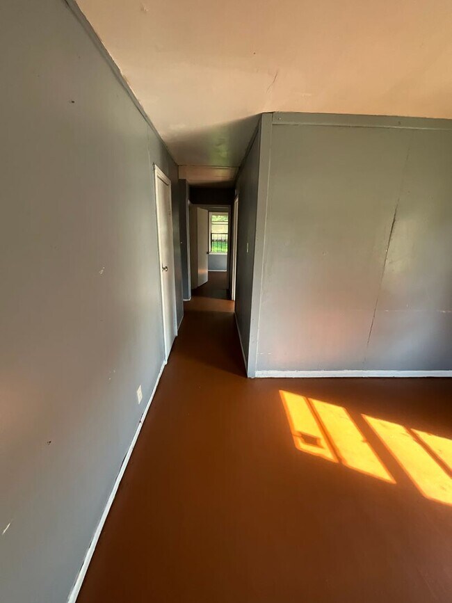 Foto del edificio - 3112 Woodford St