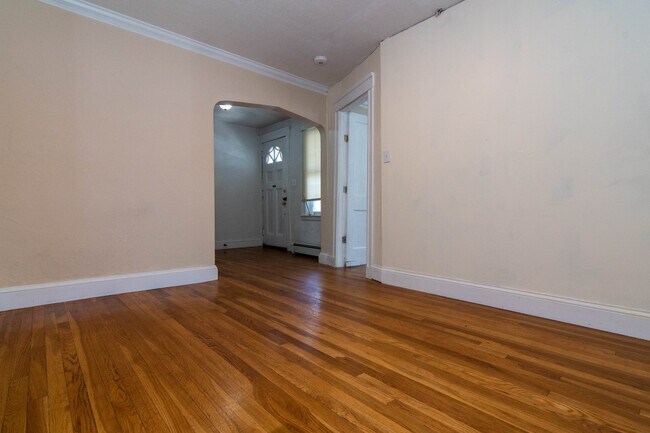 Foto del edificio - 86 Colborne Rd