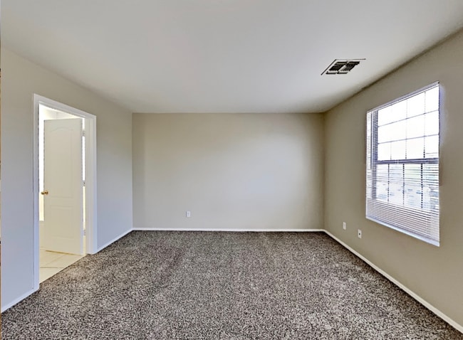 Foto del edificio - 3319 W La Salle St