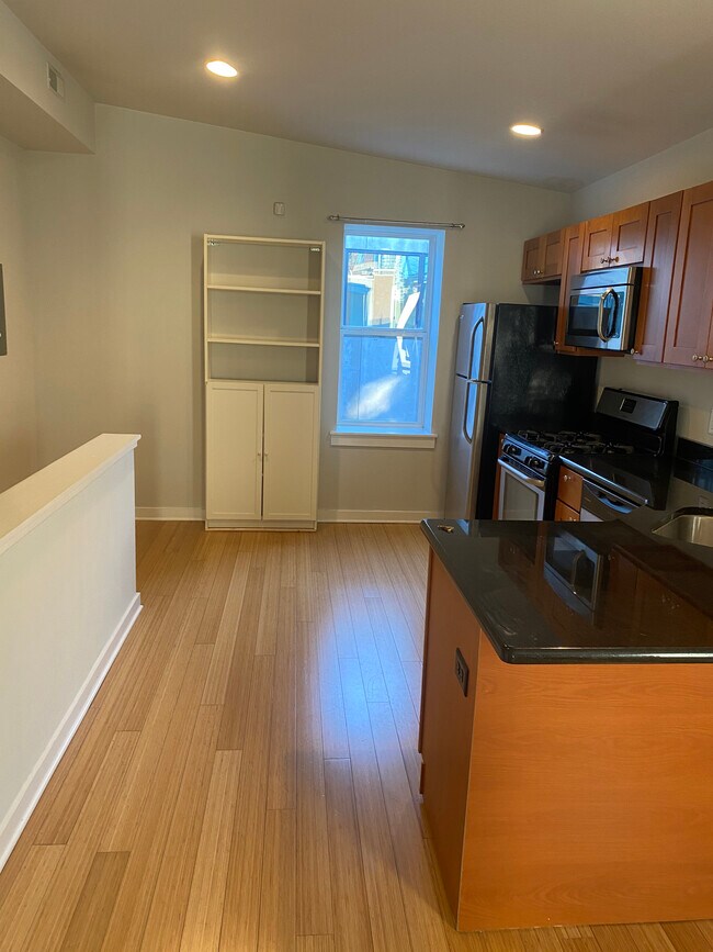 Kitchen - 1612 Christian St