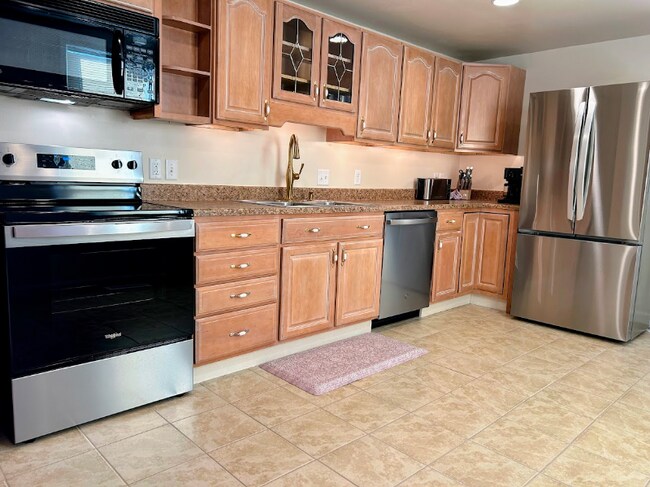 Building Photo - 118 W Potomac St