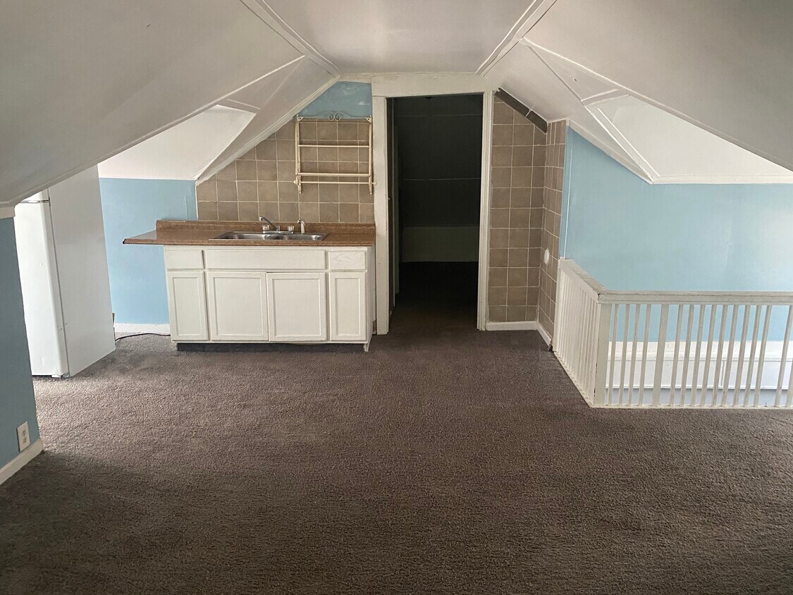 532 Cypress Ave, Kansas City, MO 64124 House Rental in Kansas City