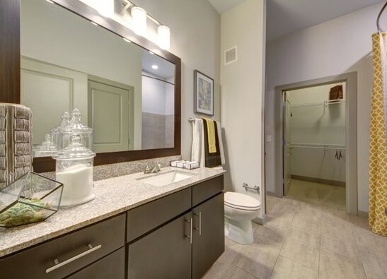 Foto principal - 1610 Frisco Square Blvd