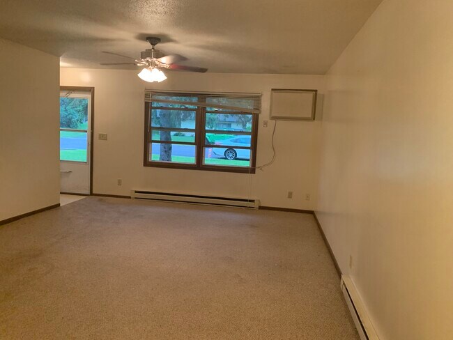 Foto del edificio - 1118 Dutchman Ct