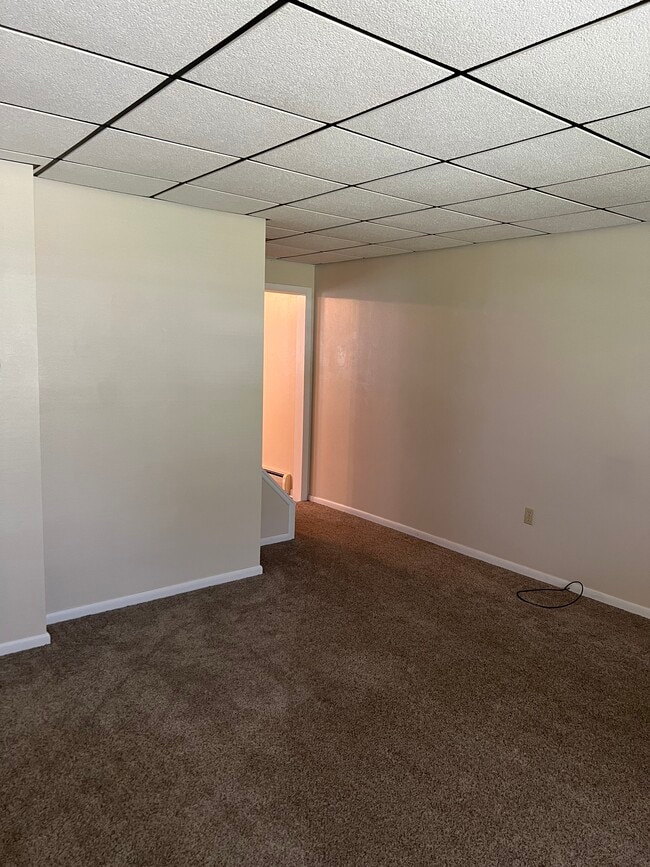 Living Room - 536 Bow St