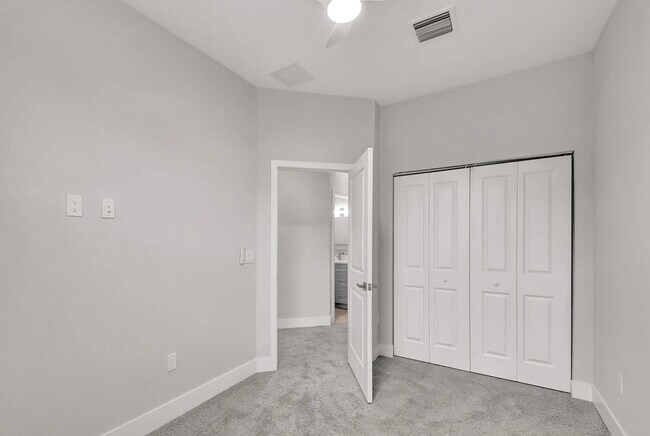 Foto del edificio - Prince Place Townhomes in Lake Worth FL