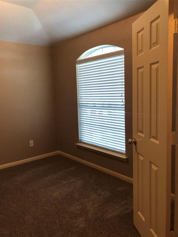 Foto del edificio - 21554 Falvel Lake Dr