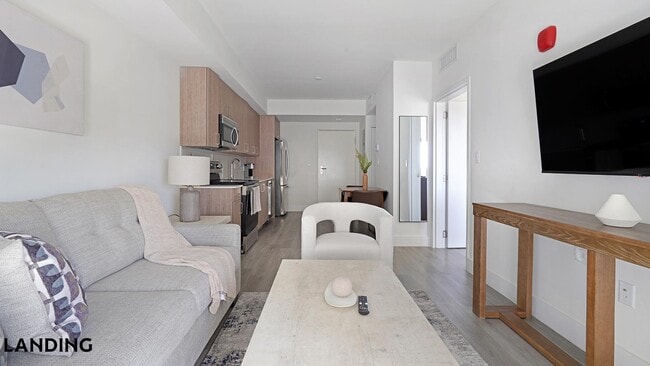 Foto del edificio - 1025 E 25th St
