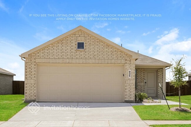 Building Photo - 935 Carrick Dr