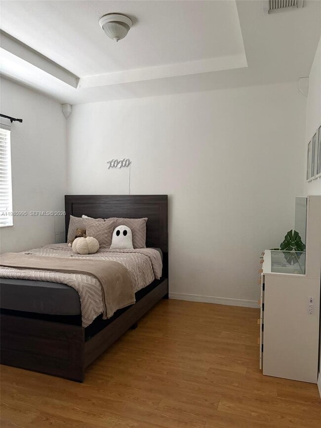 Building Photo - 10775 NW 83rd Terrace