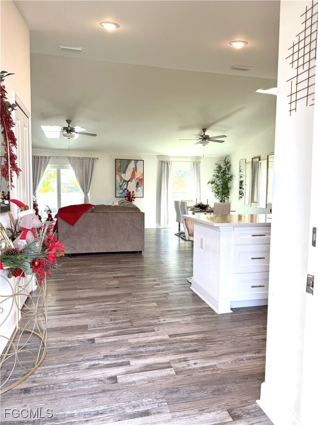 Building Photo - 332 NW 19th St