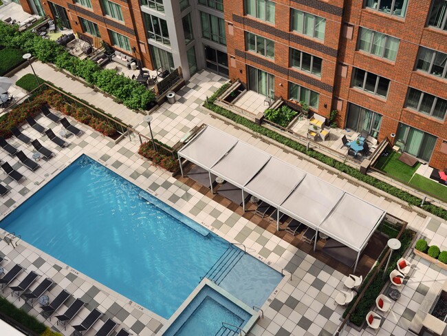 Building Photo - RiverTrace at Port Imperial