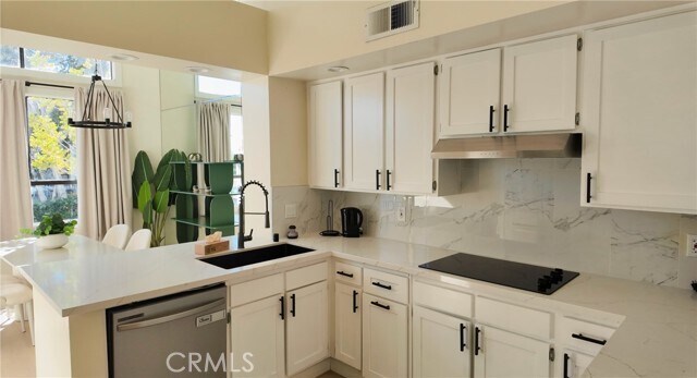 Foto del edificio - 6 Southwind