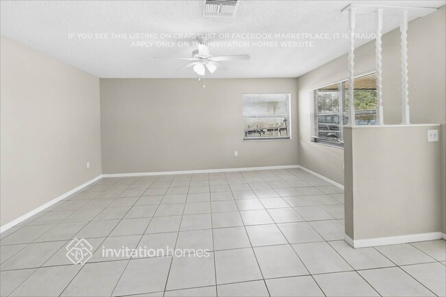 Building Photo - 555 Freeport Ave N