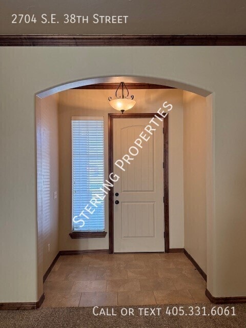 Foto del edificio - 2704 SE 38th St