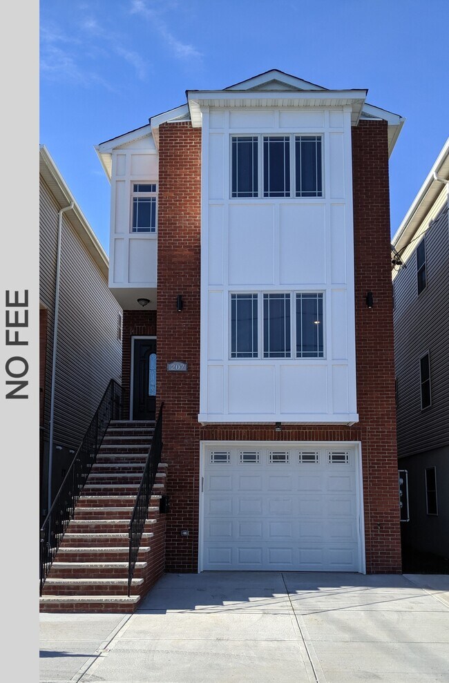 Foto del edificio - 207 Cleveland Ave