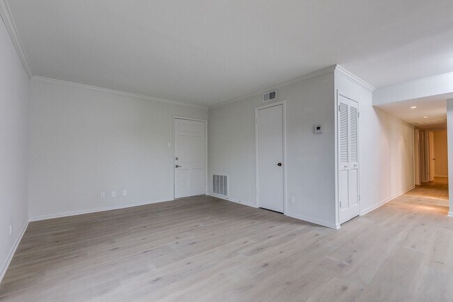 Foto del edificio - 3-BEDROOM CONDO AT THE GEORGIAN CONDOMINIUMS