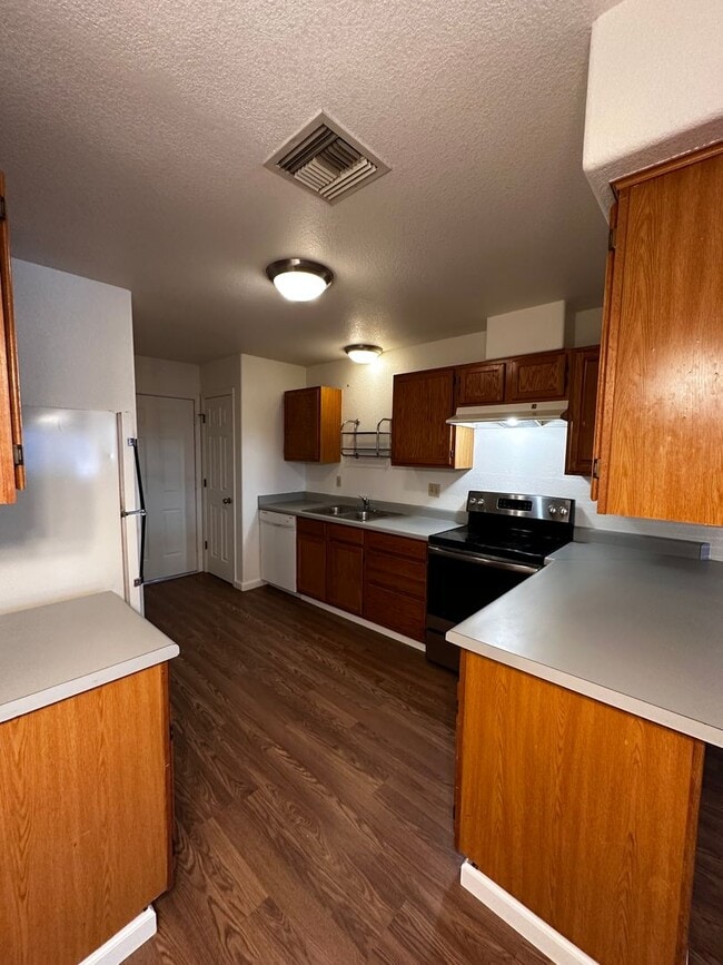 Foto del edificio - 3551 N Verdugo Rd