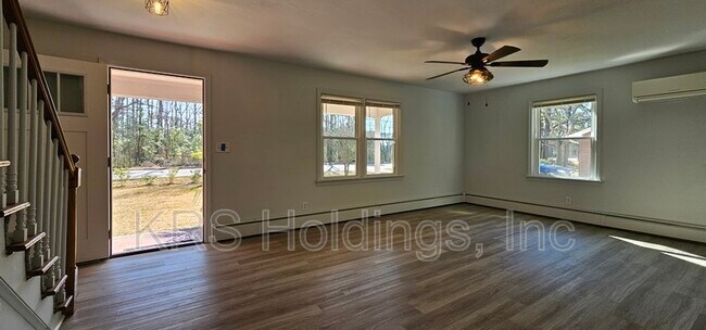 Building Photo - 6447 Azalea Garden Rd