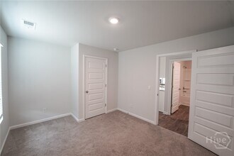 Building Photo - 412 Coconut Dr