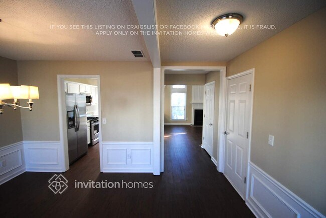 Building Photo - 2215 Sprucewood Dr NW