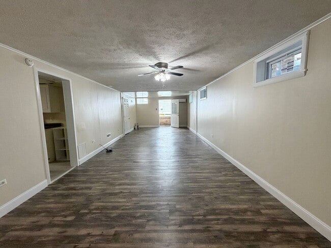 Building Photo - 1212 Agnes Street, Unit B - Cozy Studio Apartment in Charlottesville!