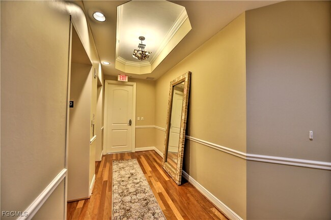 Foto del edificio - 2104 W First St