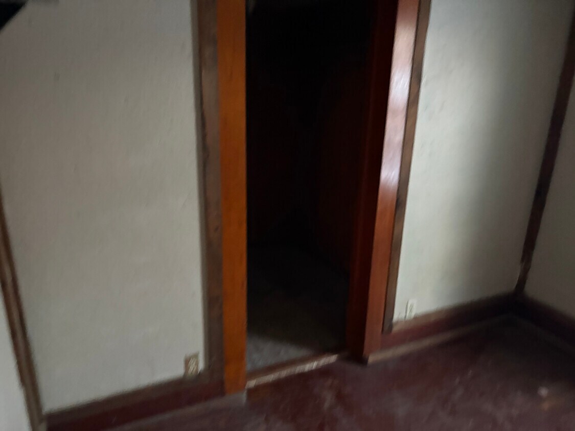 Foto del edificio - 135 Chandler Blvd