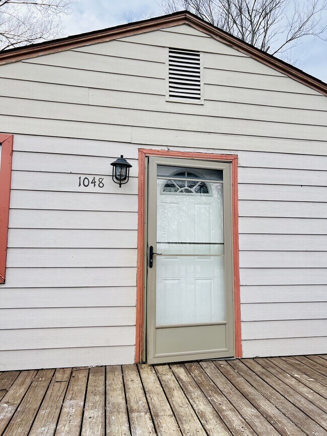 Foto del edificio - 1048 N Trenton Ave