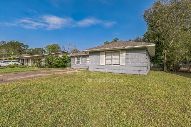 Photo - 6419 Belarbor St House