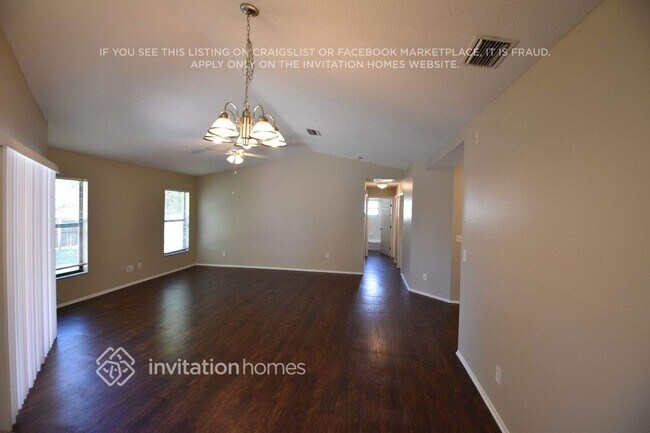Foto del edificio - 6408 63rd St E