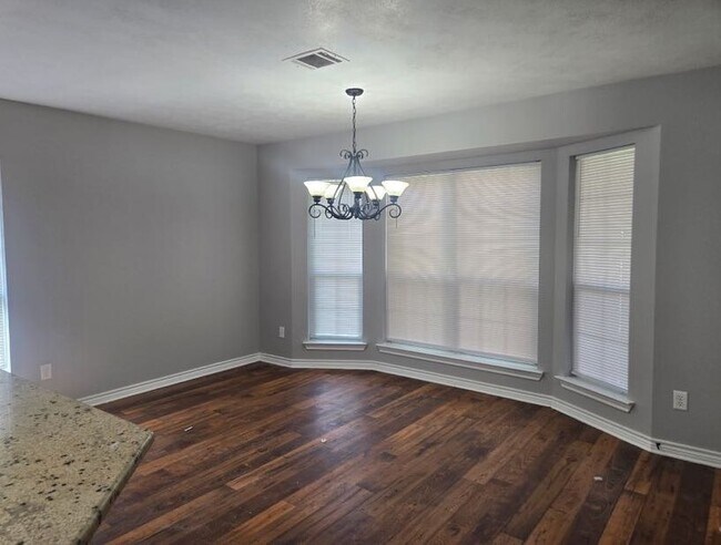 Building Photo - 3724 Dove Hollow Ln