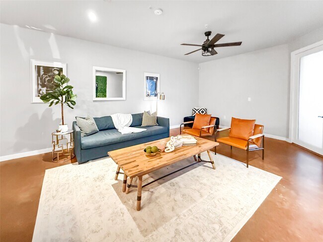 Foto del edificio - 2216 Chenevert St